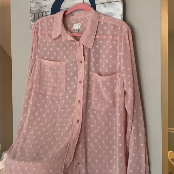 Pink button-down dress shirt - Picture 3 of 3